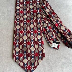 Oscar de la Renta Cream and Red Silk Tie Geometric‎ Elegance
